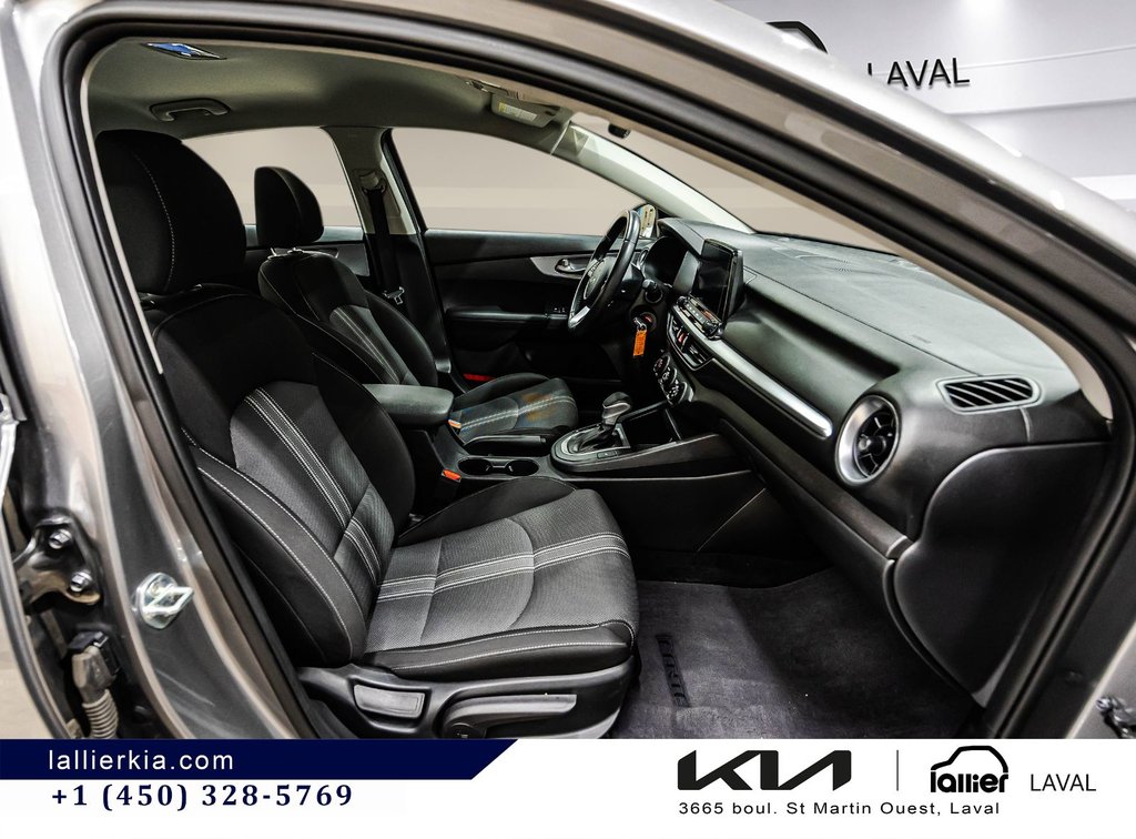 2022 Kia Forte LX in Montréal, Quebec - 17 - w1024h768px
