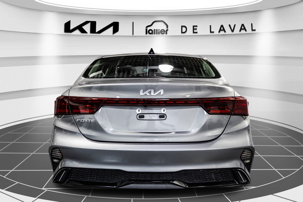 Kia Forte Ex Premium 2023 à , Québec - 8 - w1024h768px