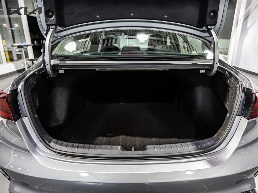 Kia Forte Ex Premium 2023 à , Québec - 20 - w1024h768px