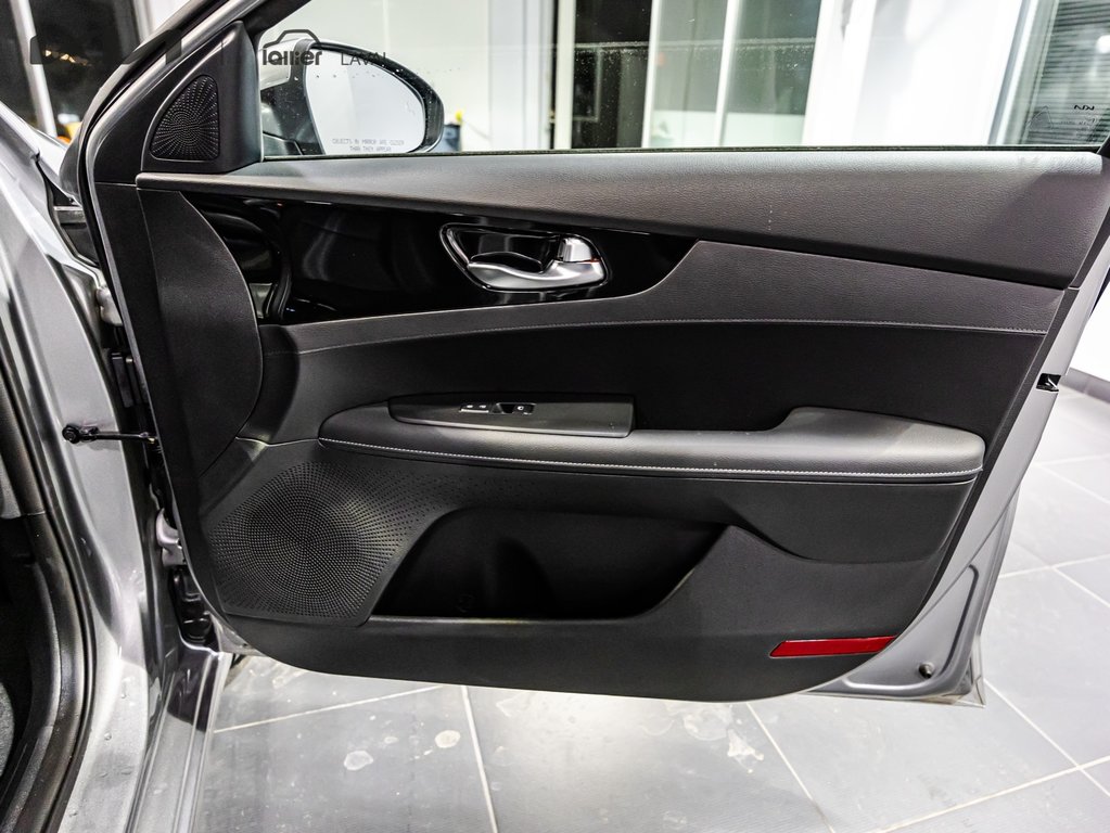 Kia Forte Ex Premium 2023 à , Québec - 21 - w1024h768px