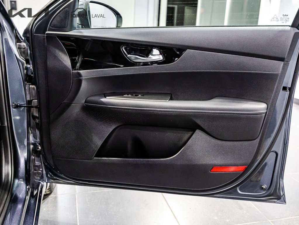 2023 Kia Forte EX Premium in , Quebec - 17 - w1024h768px