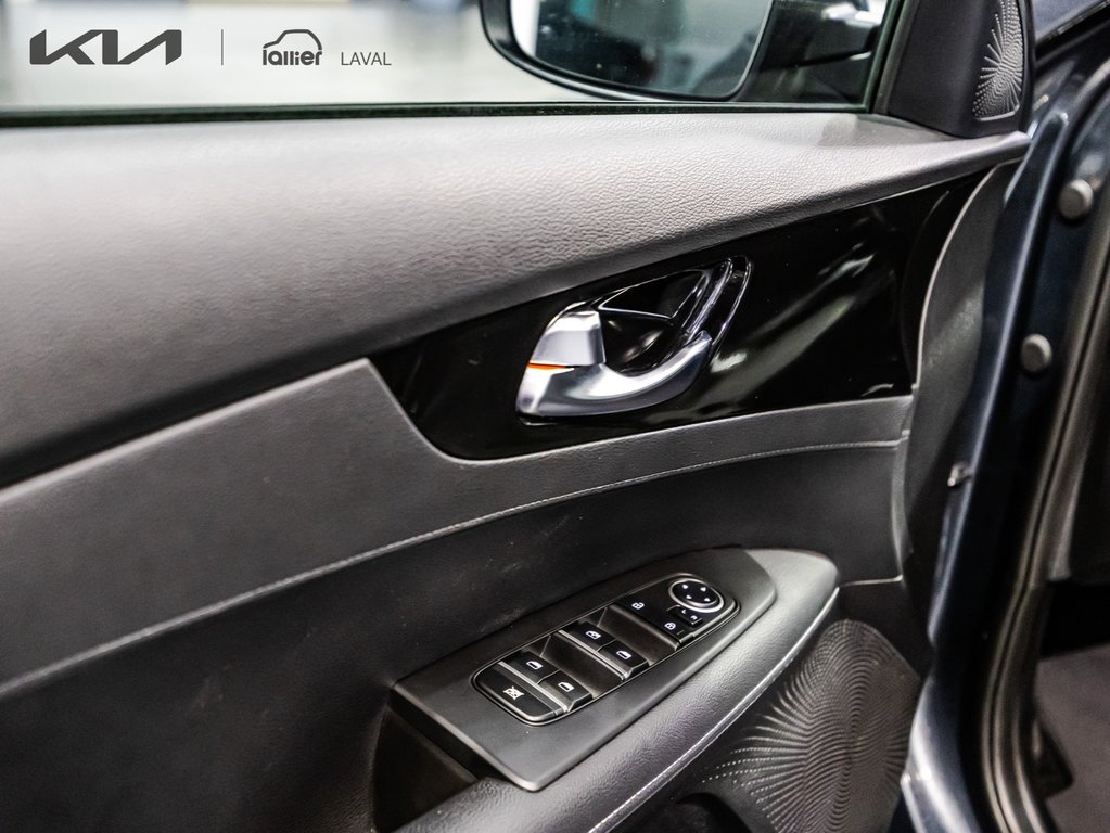 2023 Kia Forte EX Premium in , Quebec - 12 - w1024h768px