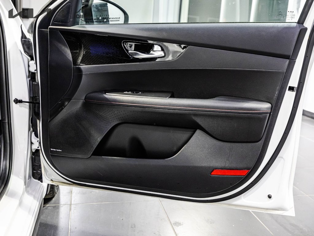 Kia Forte GT Limited 2023 à , Québec - 30 - w1024h768px