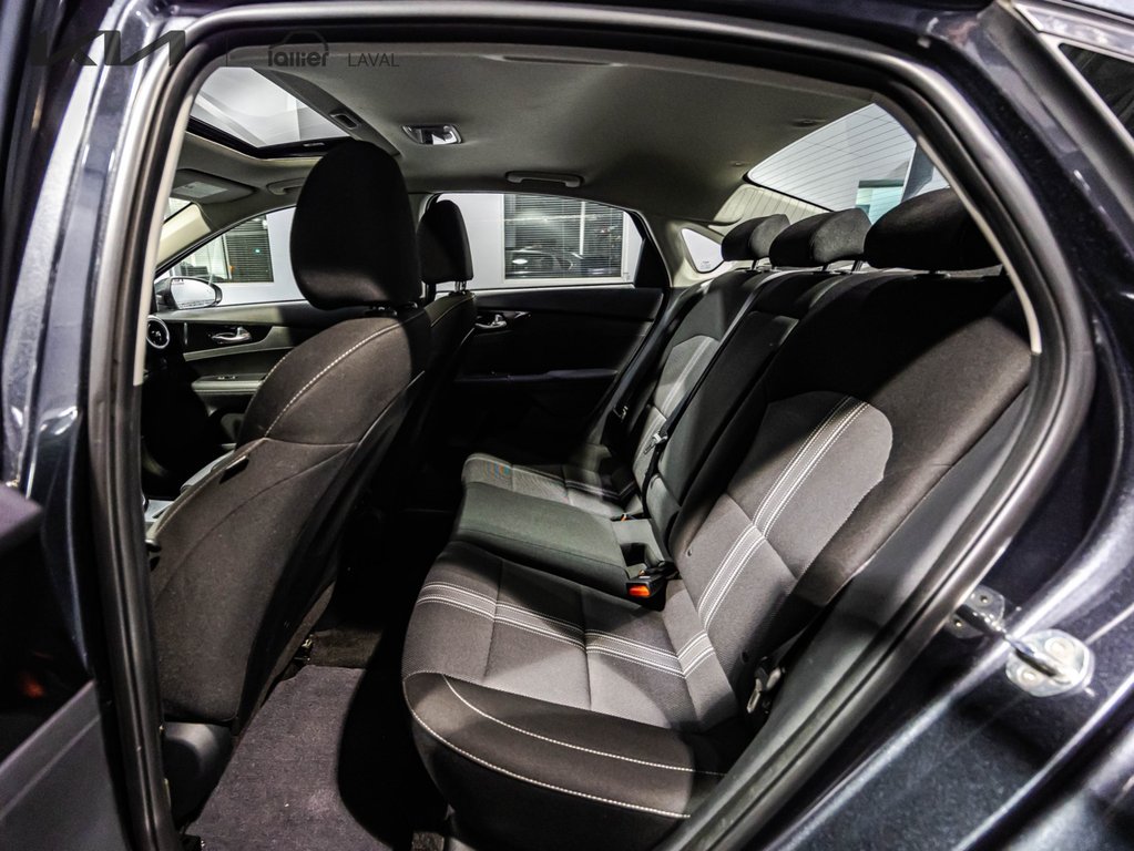 Kia Forte EX Premium 2023 à , Québec - 14 - w1024h768px