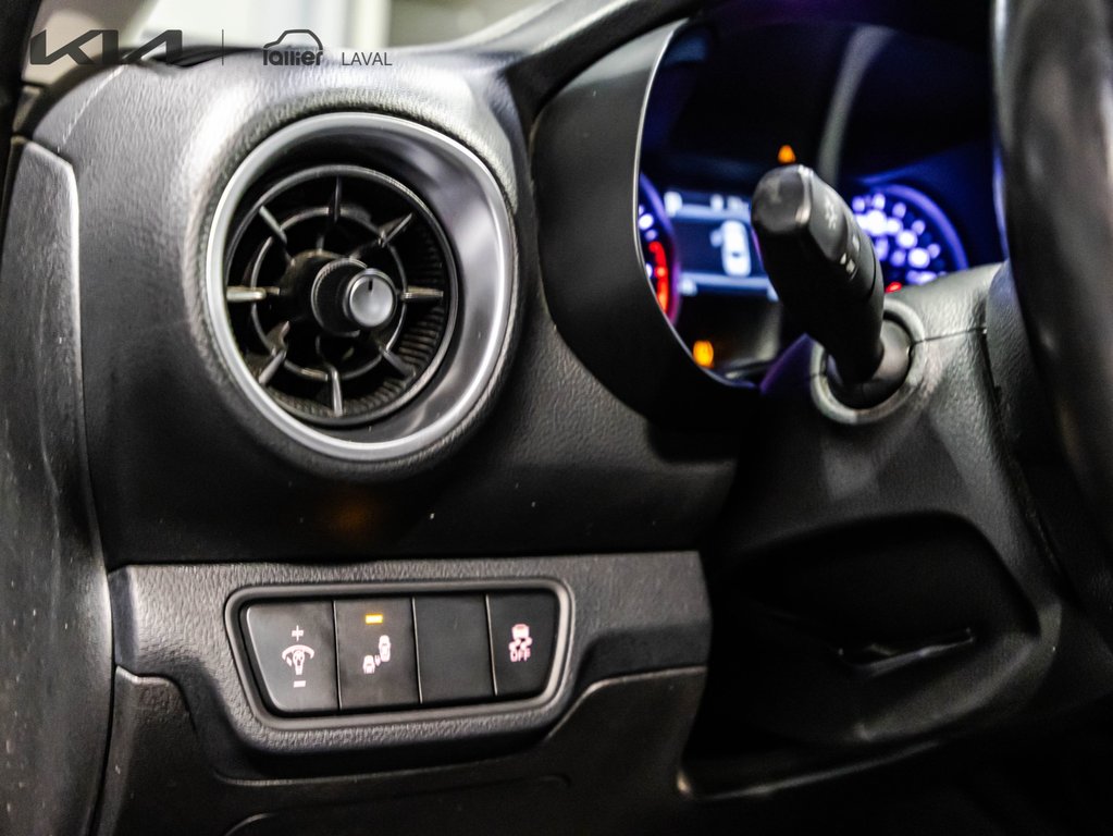 Kia Forte EX Premium 2023 à , Québec - 22 - w1024h768px
