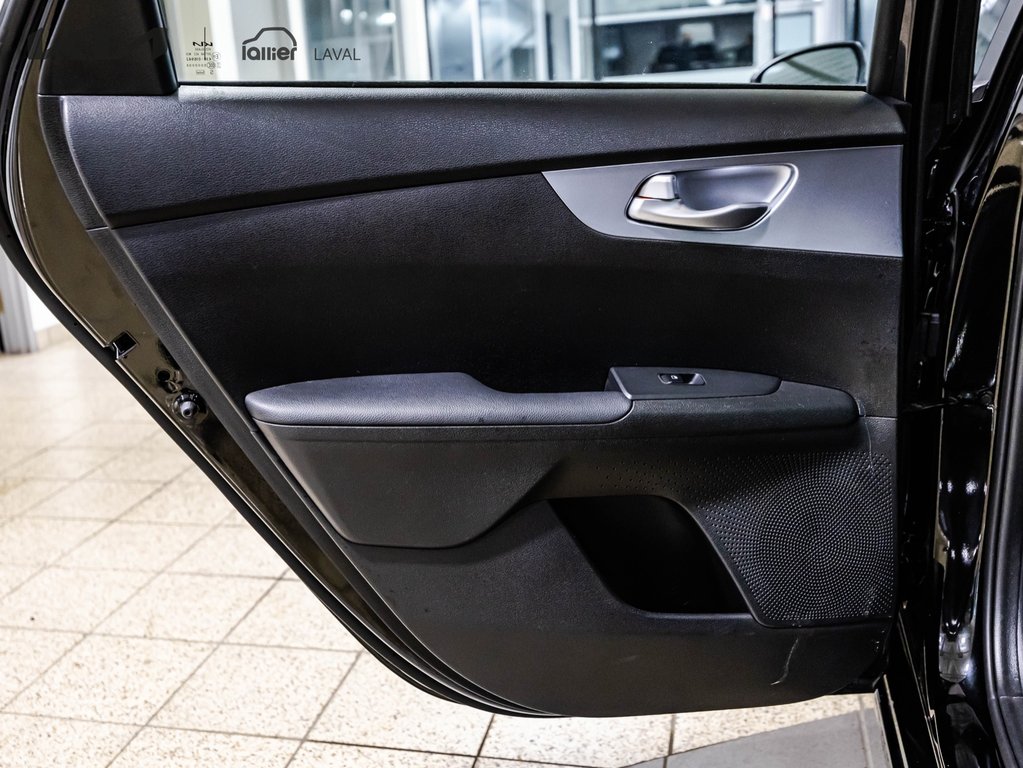 2023 Kia Forte LX in , Quebec - 12 - w1024h768px