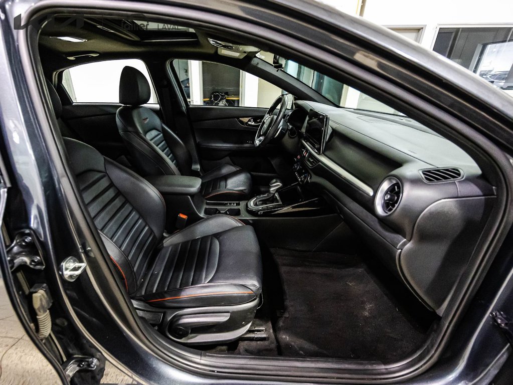 2023 Kia Forte GT Limited in , Quebec - 19 - w1024h768px