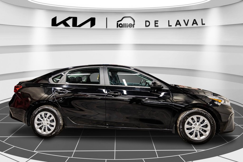 2023 Kia Forte LX in Montréal, Quebec - 11 - w1024h768px