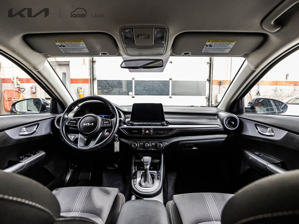 2023 Kia Forte LX in Montréal, Quebec - 16 - w1024h768px