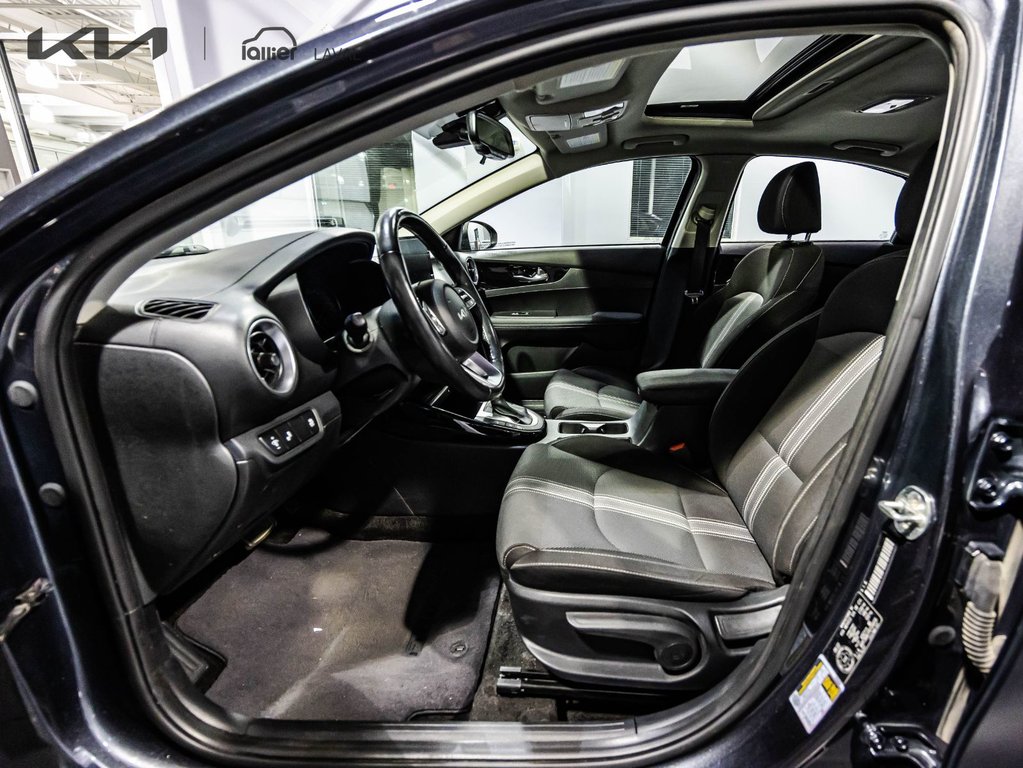 2023 Kia Forte EX in Montréal, Quebec - 20 - w1024h768px