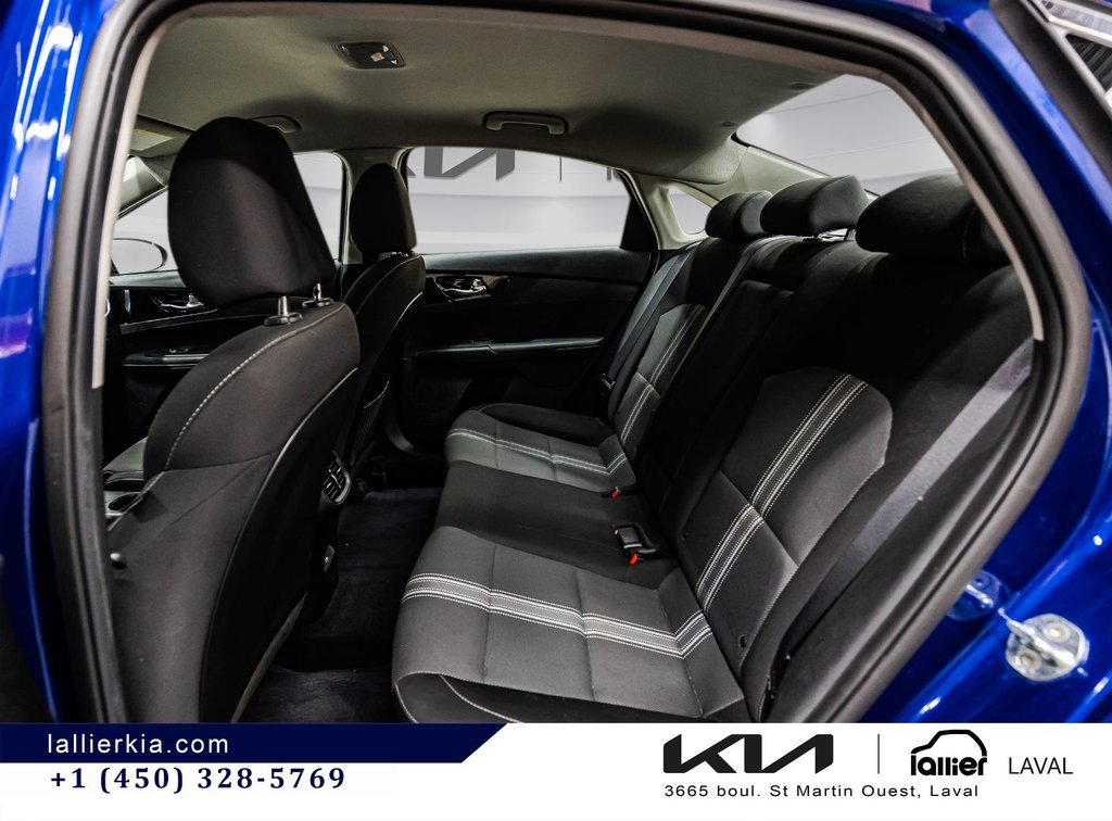 Kia Forte EX 2023 à Montréal, Québec - 13 - w1024h768px