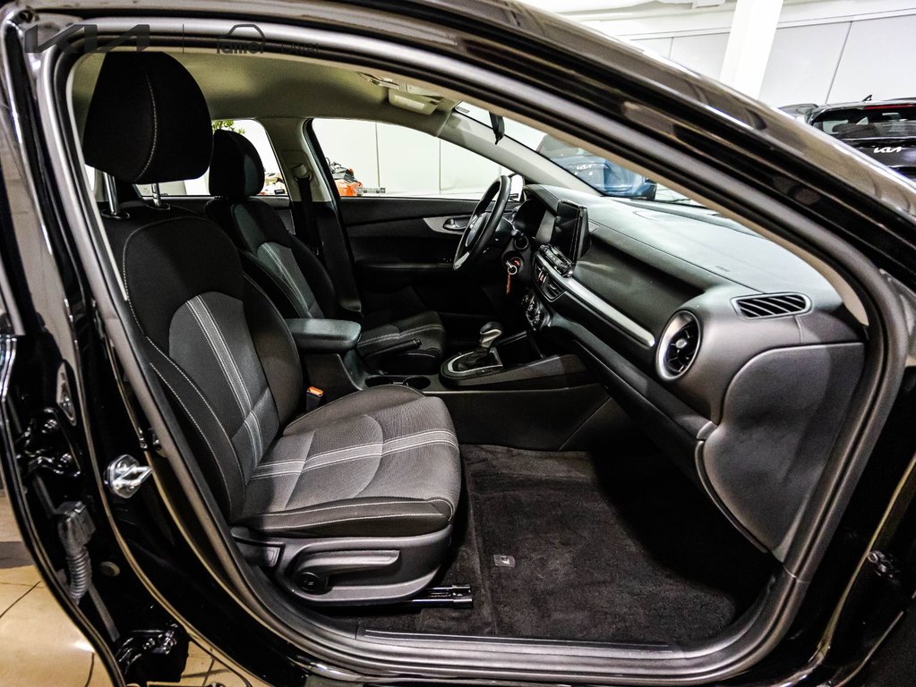 2024 Kia Forte LX in , Quebec - 9 - w1024h768px