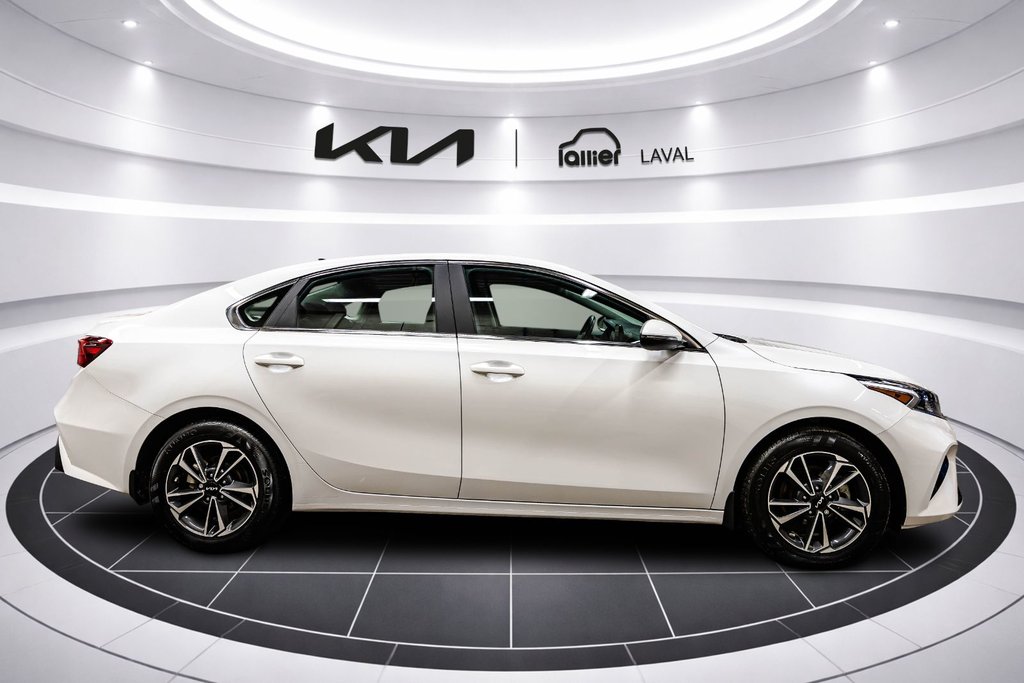 Kia Forte EX 2024 à Montréal, Québec - 11 - w1024h768px