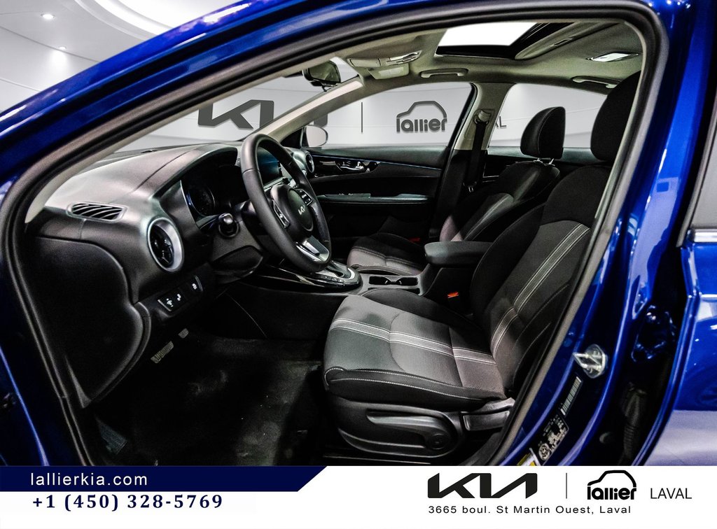 Kia Forte EX Premium 2024 à Montréal, Québec - 14 - w1024h768px
