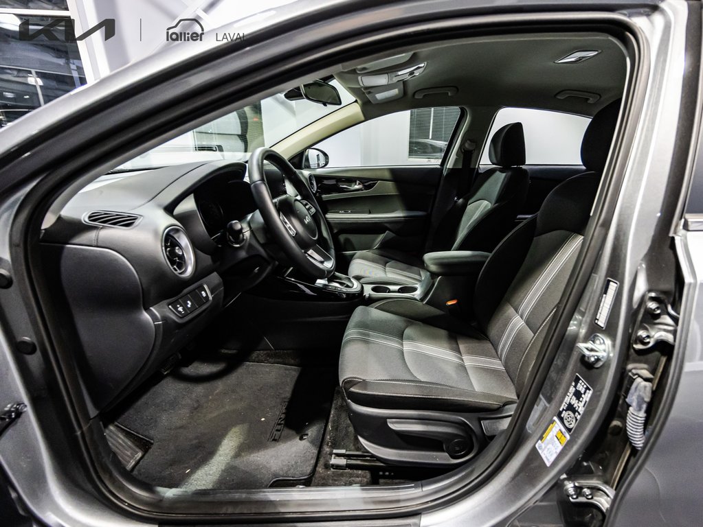 2024 Kia Forte5 EX in , Quebec - 18 - w1024h768px