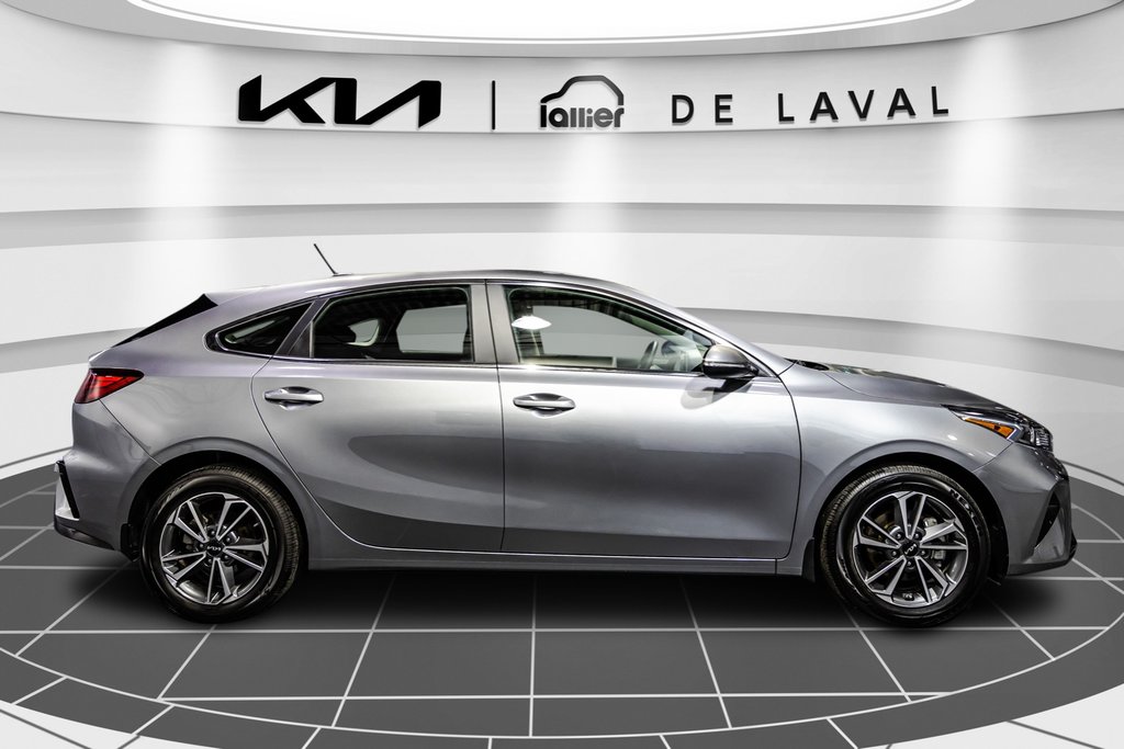 2024 Kia Forte5 EX in , Quebec - 8 - w1024h768px