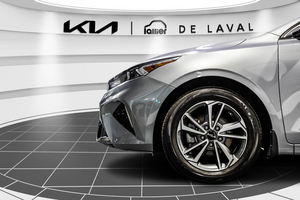 2024 Kia Forte5 EX in , Quebec - 10 - w1024h768px