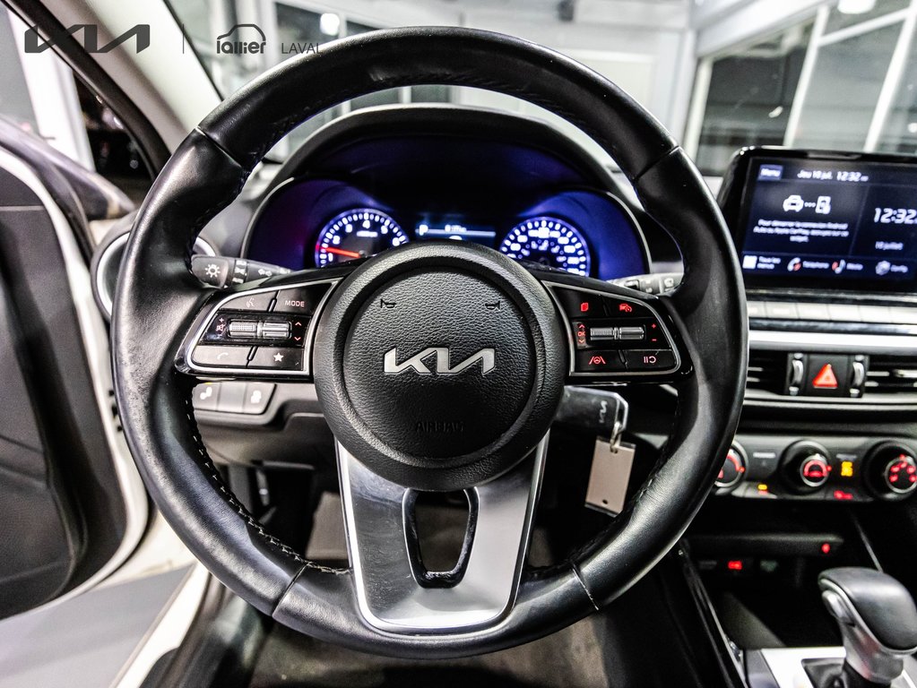 Kia Forte5 EX 2024 à , Québec - 21 - w1024h768px