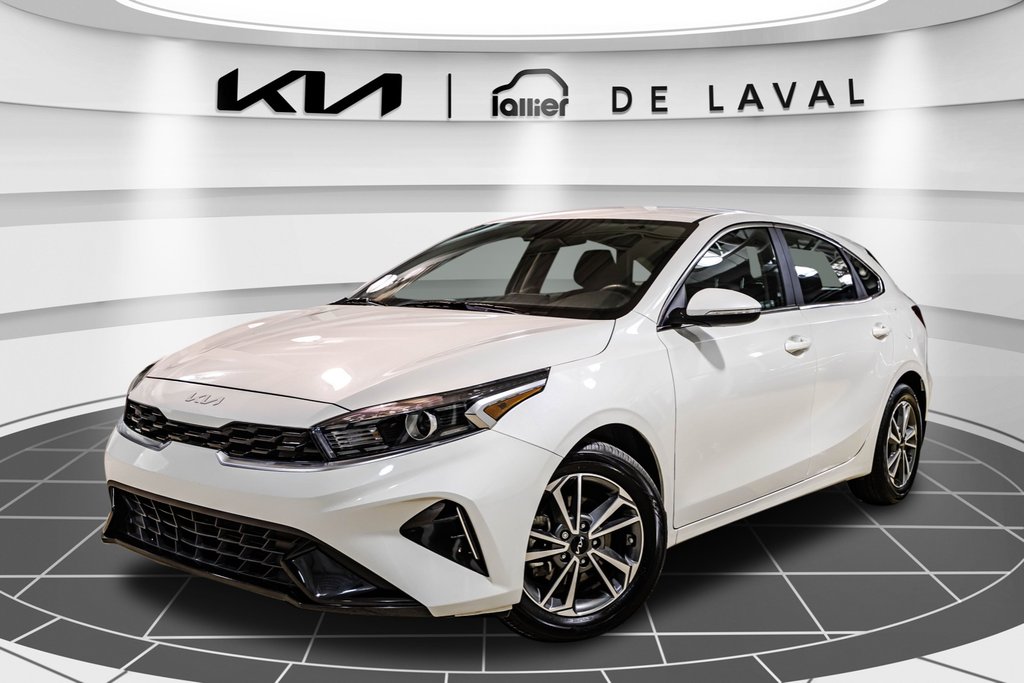 2024 Kia Forte5 EX in Montréal, Quebec - 1 - w1024h768px