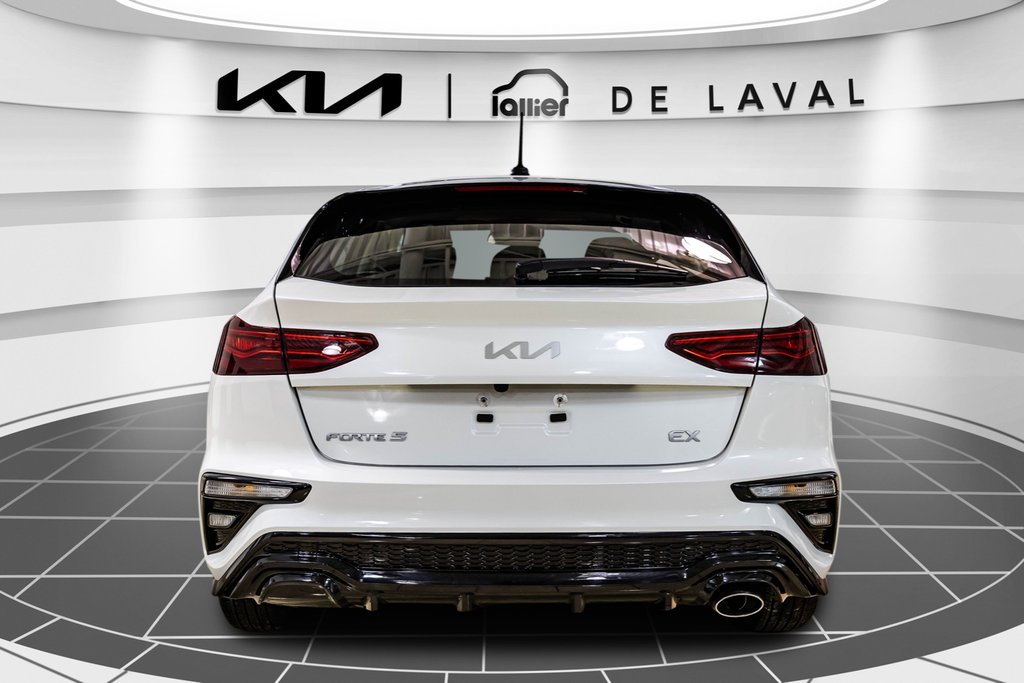 2024 Kia Forte5 EX in Montréal, Quebec - 9 - w1024h768px
