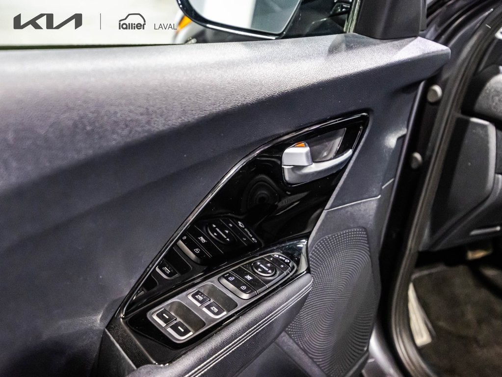 Kia Niro Plug-In Hybrid EX Premium 2020 à , Québec - 12 - w1024h768px