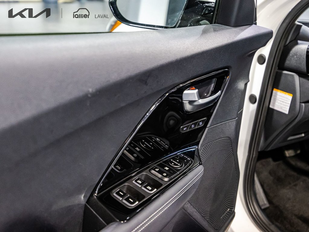 2022 Kia Niro Plug-In Hybrid SX Touring in , Quebec - 12 - w1024h768px