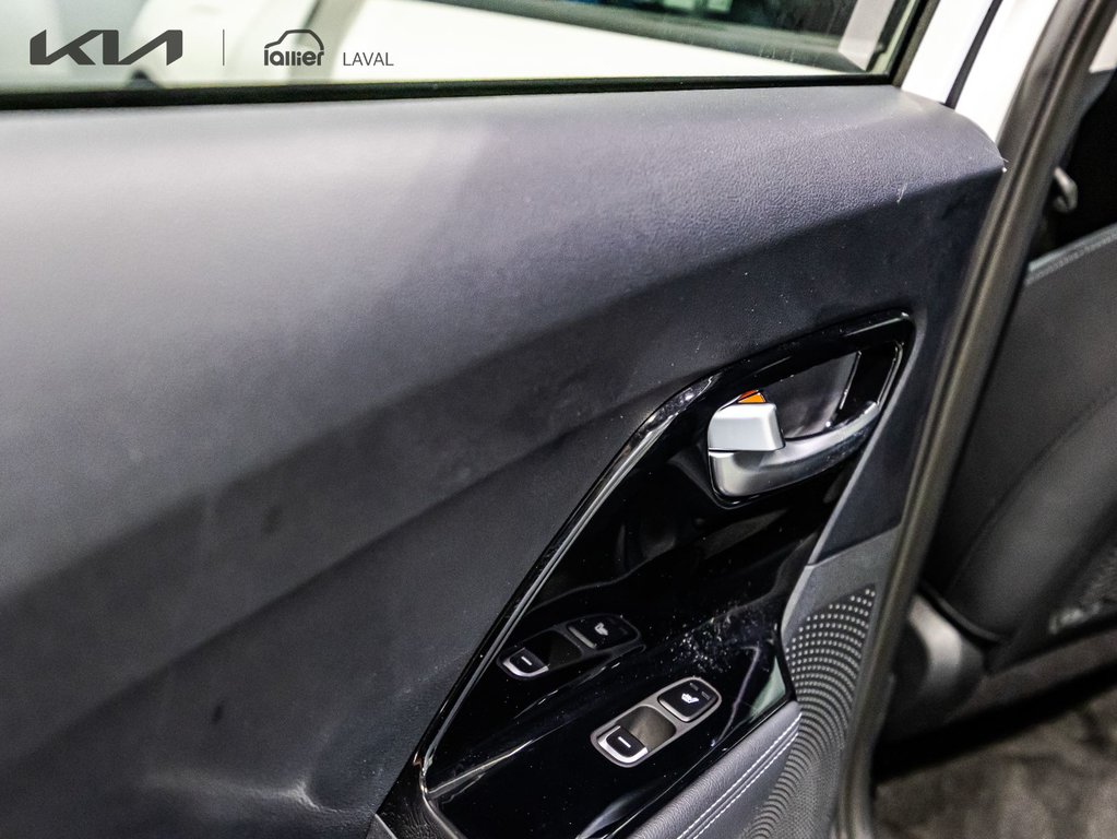 2022 Kia Niro Plug-In Hybrid SX Touring in , Quebec - 14 - w1024h768px
