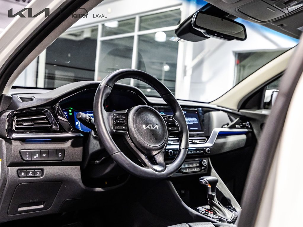 2022 Kia Niro Plug-In Hybrid SX Touring in , Quebec - 22 - w1024h768px