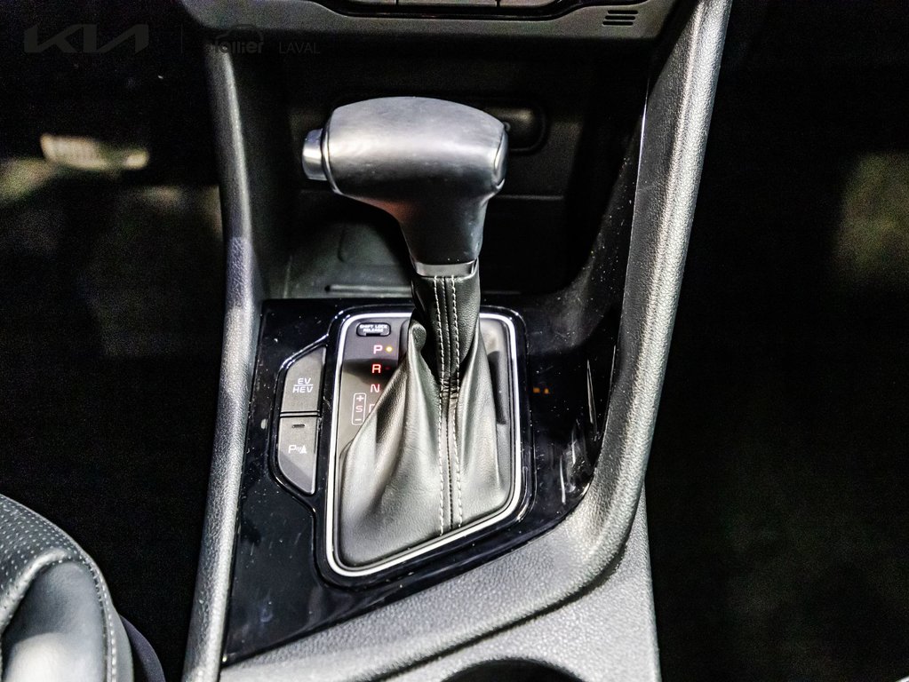 2022 Kia Niro Plug-In Hybrid SX Touring in , Quebec - 27 - w1024h768px