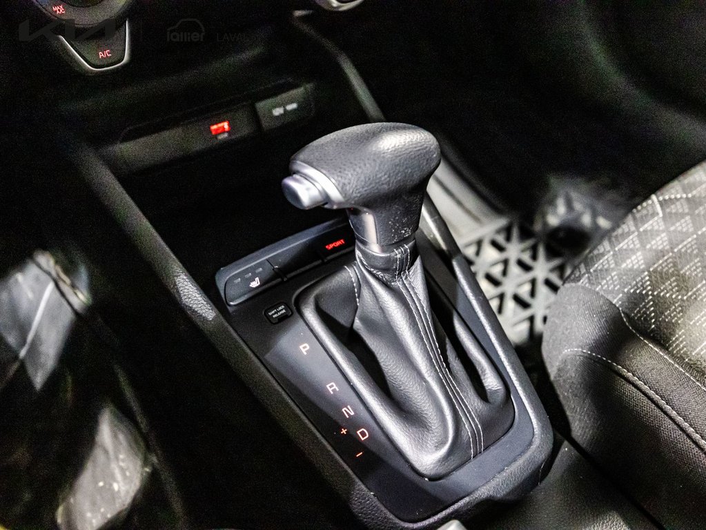 Kia Rio 5-door LX+ 2021 à , Québec - 17 - w1024h768px