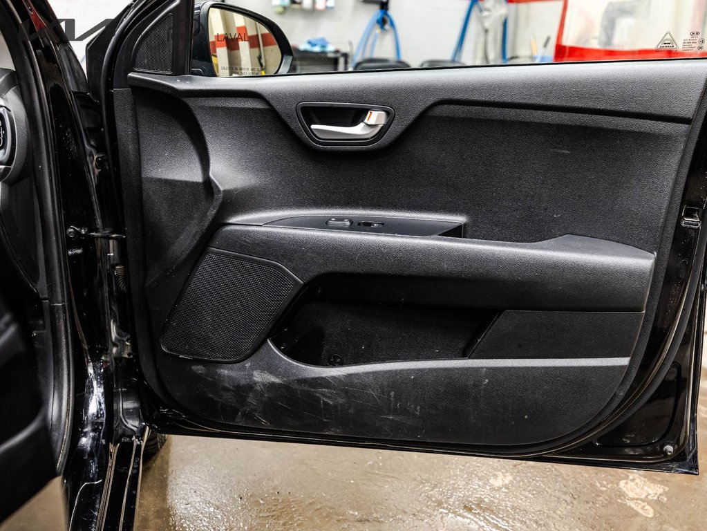 Kia Rio 5-door LX+ 2021 à , Québec - 14 - w1024h768px