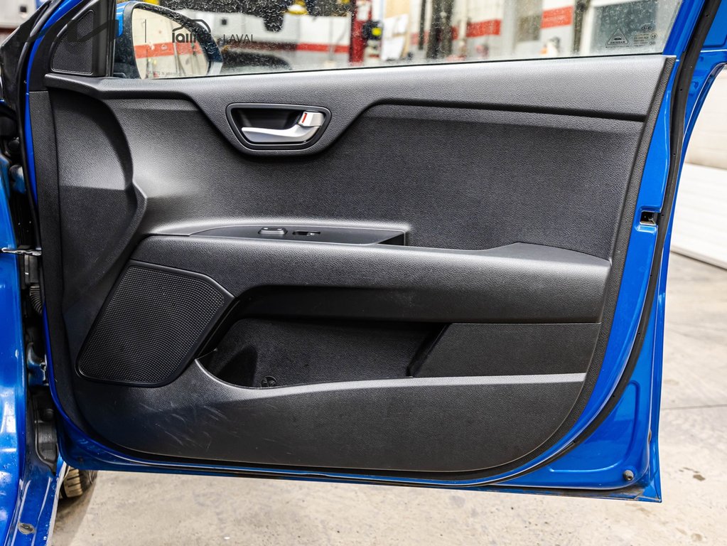 Kia Rio 5-door LX+ 2021 à Montréal, Québec - 16 - w1024h768px