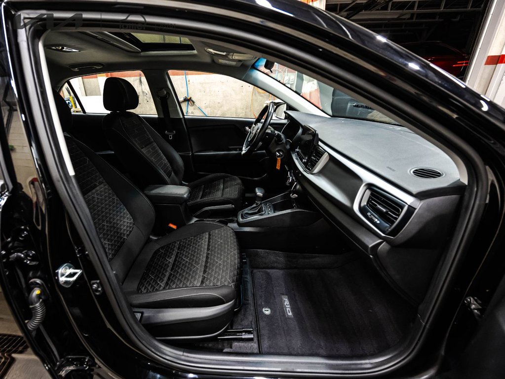 2021 Kia Rio 5-door LX+ in Montréal, Quebec - 15 - w1024h768px