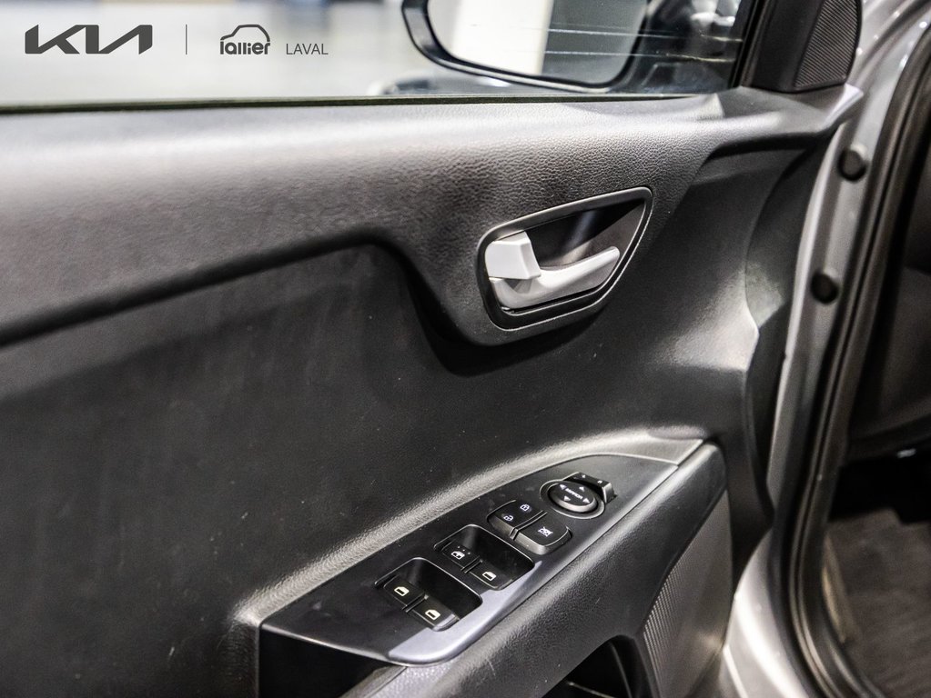 Kia Rio 5-door LX+ 2022 à , Québec - 21 - w1024h768px