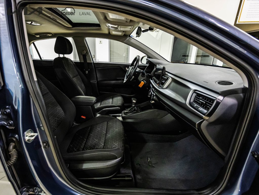 Kia Rio 5-door LX Premium 2023 à , Québec - 17 - w1024h768px