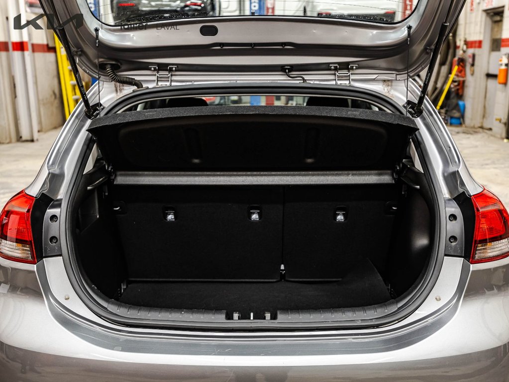 Kia Rio 5-door LX Premium 2023 à , Québec - 15 - w1024h768px