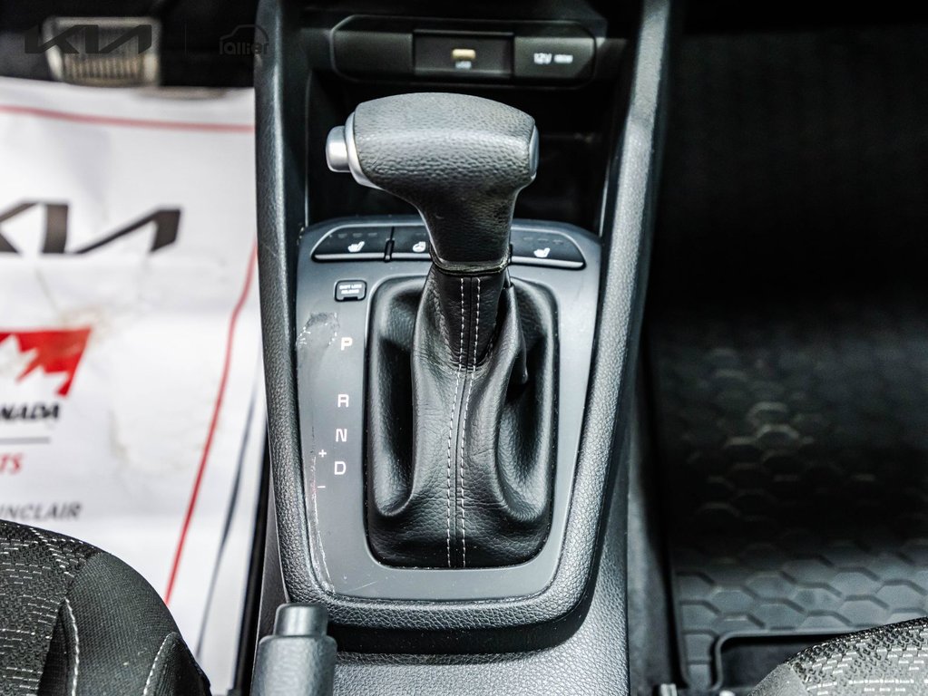 Kia Rio 5-door LX Premium 2023 à , Québec - 25 - w1024h768px
