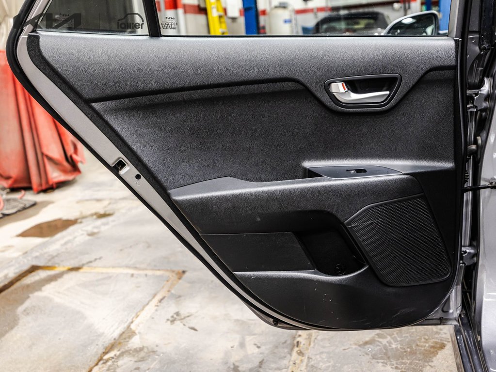Kia Rio 5-door LX Premium 2023 à , Québec - 12 - w1024h768px