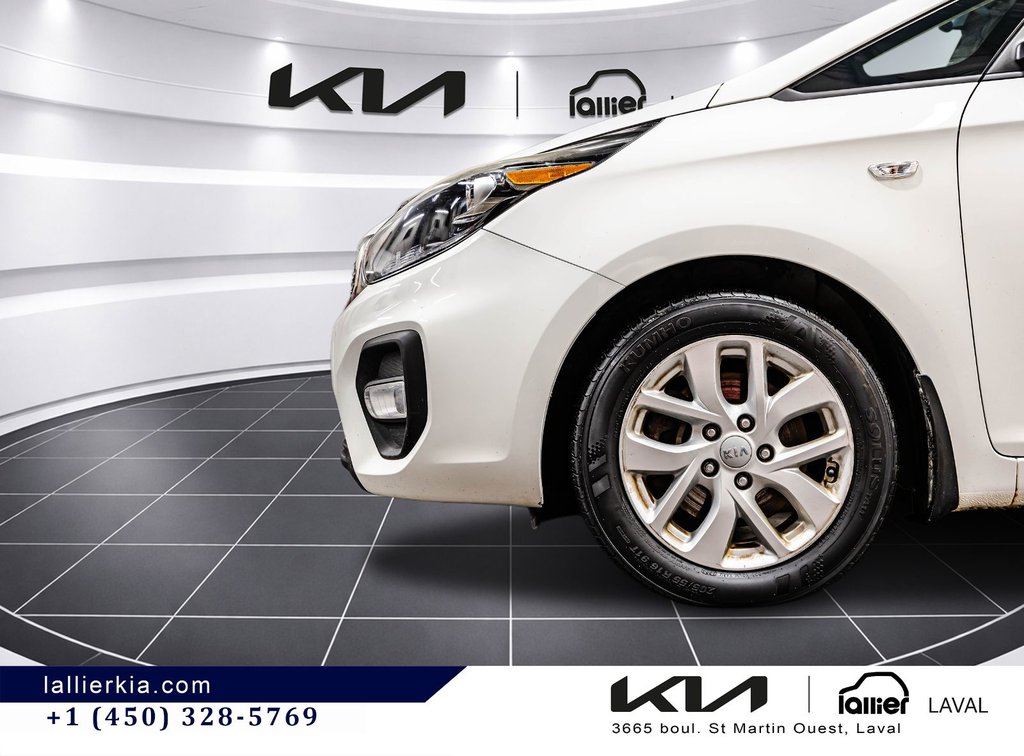 Kia Rondo LX 2017 à Montréal, Québec - 10 - w1024h768px