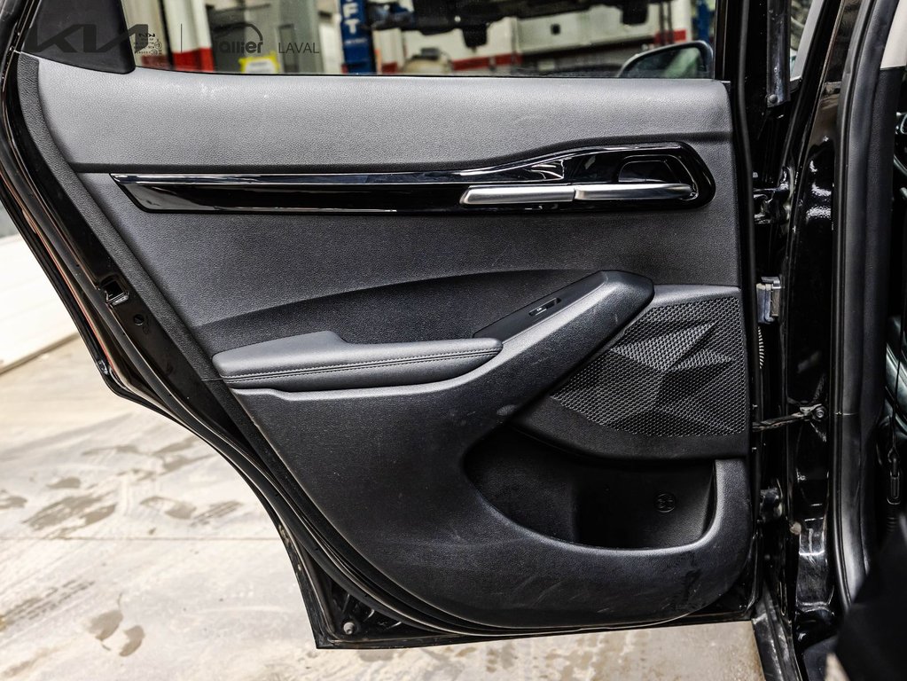 Kia Seltos EX 2024 à Montréal, Québec - 13 - w1024h768px