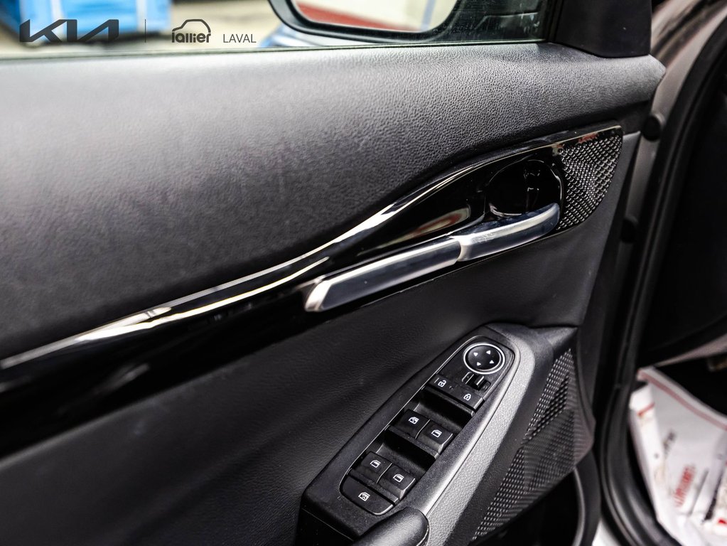 Kia Seltos EX 2024 à Montréal, Québec - 12 - w1024h768px