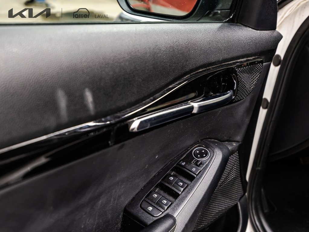 2024 Kia Seltos EX in Montréal, Quebec - 12 - w1024h768px