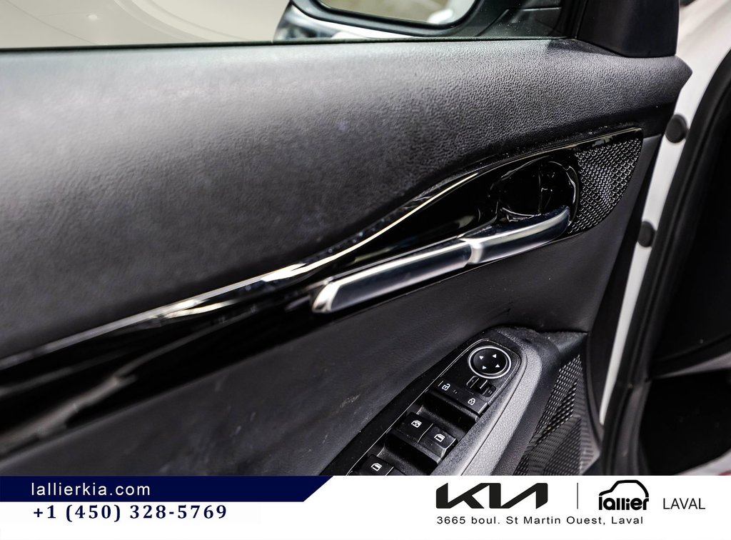 Kia Seltos EX 2024 à Montréal, Québec - 12 - w1024h768px