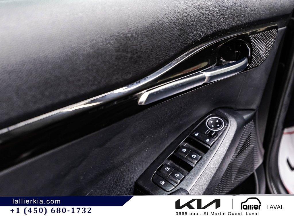 2025 Kia Seltos EX in Montréal, Quebec - 12 - w1024h768px