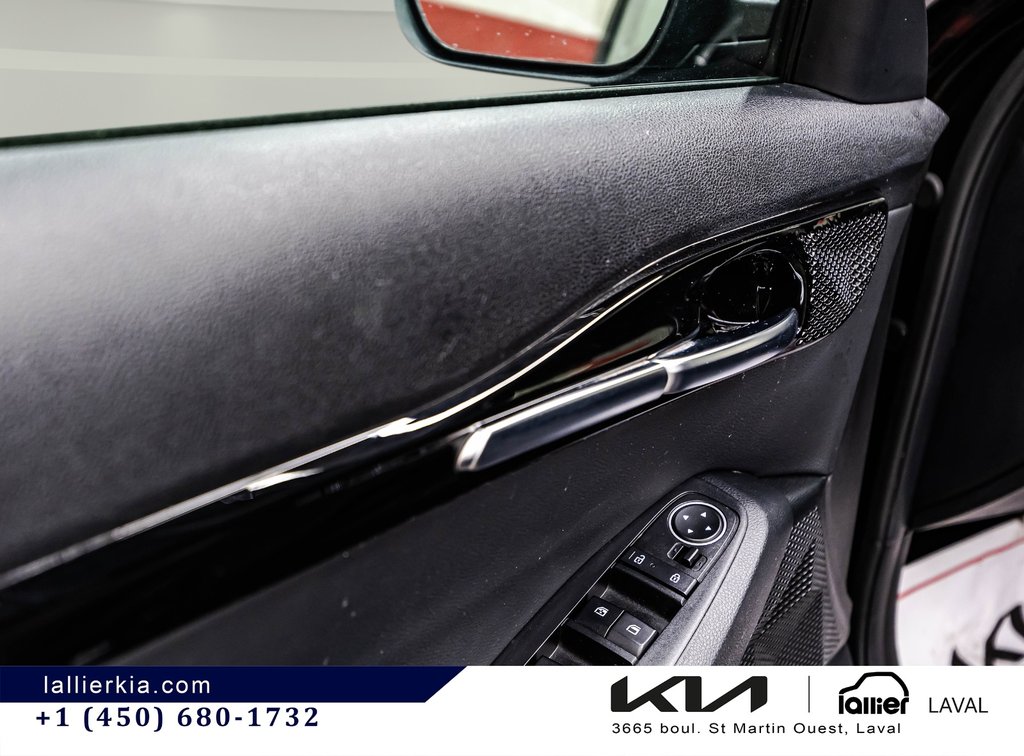 2025 Kia Seltos EX in Montréal, Quebec - 12 - w1024h768px