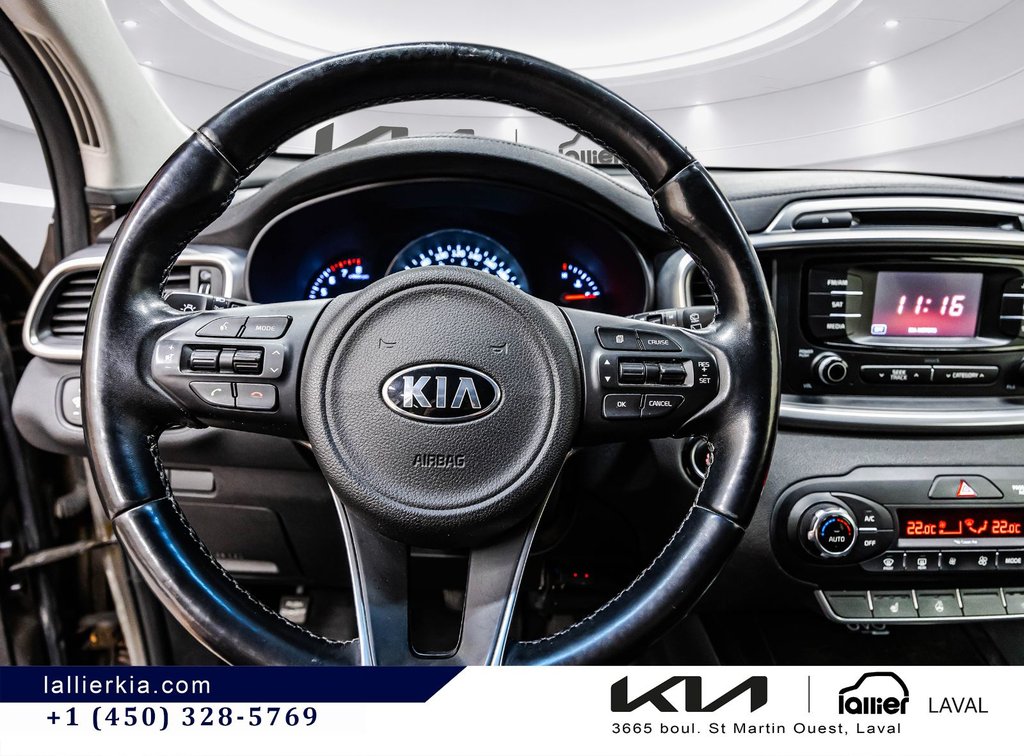 2016 Kia Sorento EX V6 in Montréal, Quebec - 19 - w1024h768px