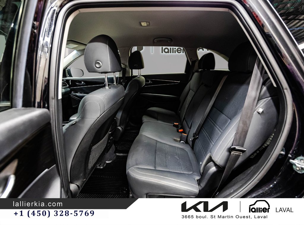 2020 Kia Sorento LX+ in Montréal, Quebec - 14 - w1024h768px