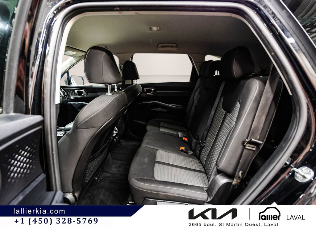 Kia Sorento LX Premium 2023 à Montréal, Québec - 11 - w1024h768px