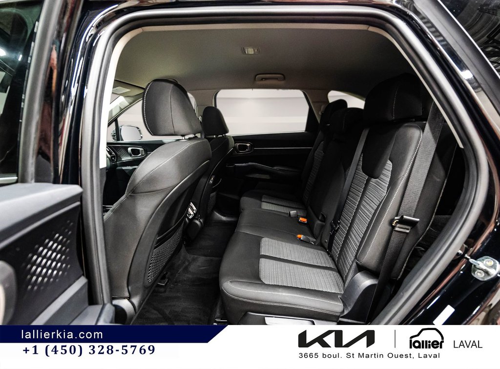 Kia Sorento LX Premium 2023 à Montréal, Québec - 14 - w1024h768px