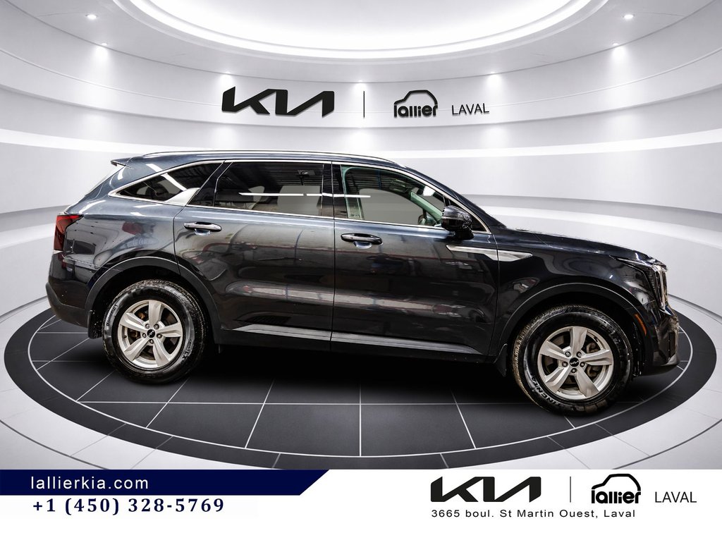 2024 Kia Sorento LX in Montréal, Quebec - 11 - w1024h768px